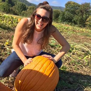 Meet your Posher, Brooke